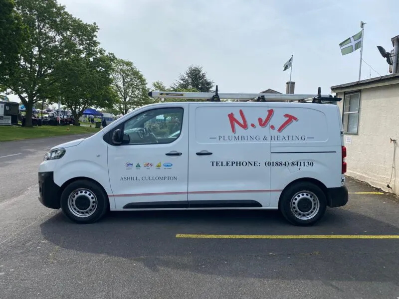 njt-van-side
